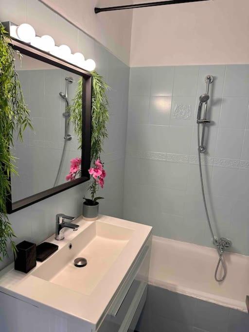 Orangers - Bord De Mer-studio Cosy Refait A Neuf 4 Personnes * Cagnes-sur-Mer